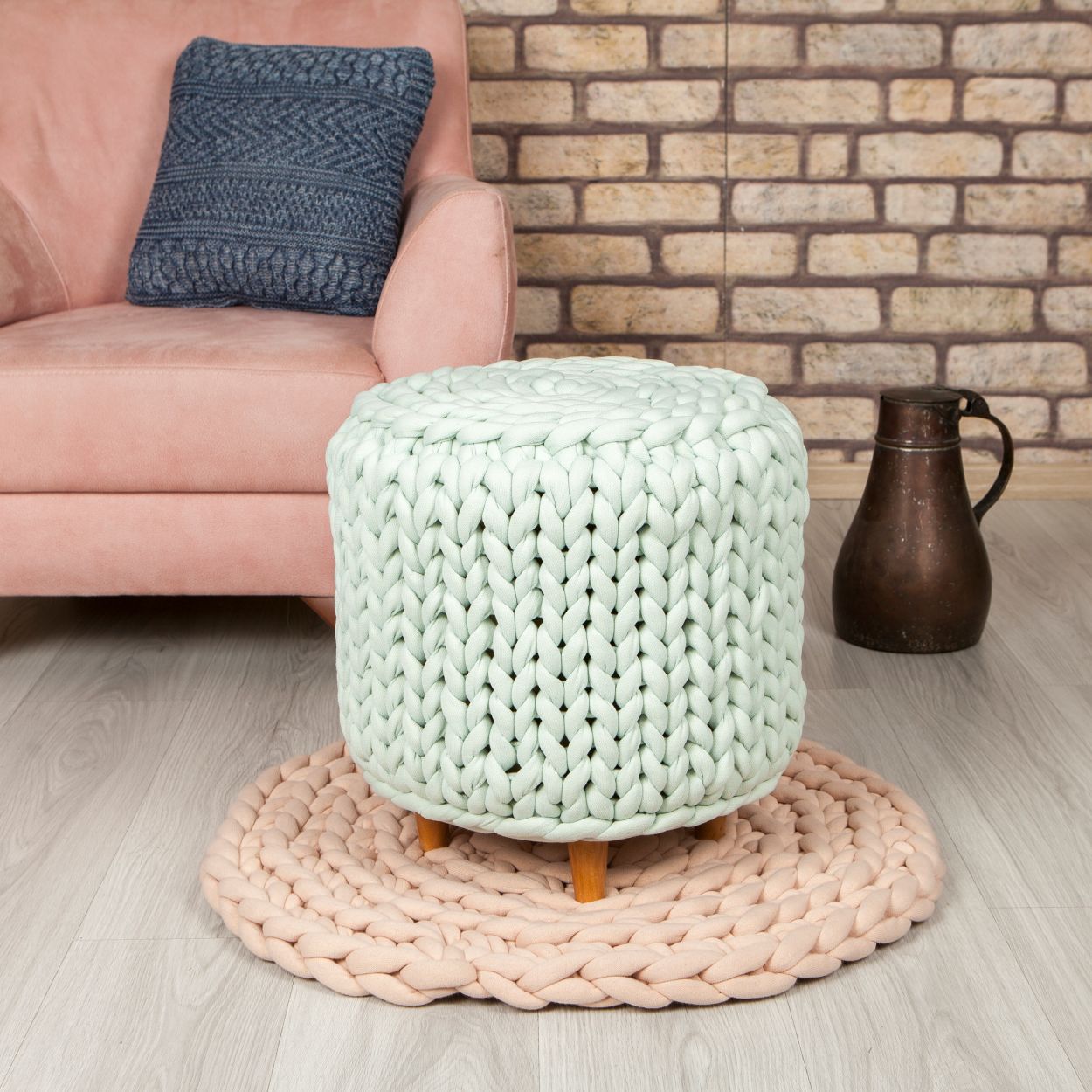 El Örgüsü Ayaklı Puf Mint EV TEKSTİLİ TepeHome